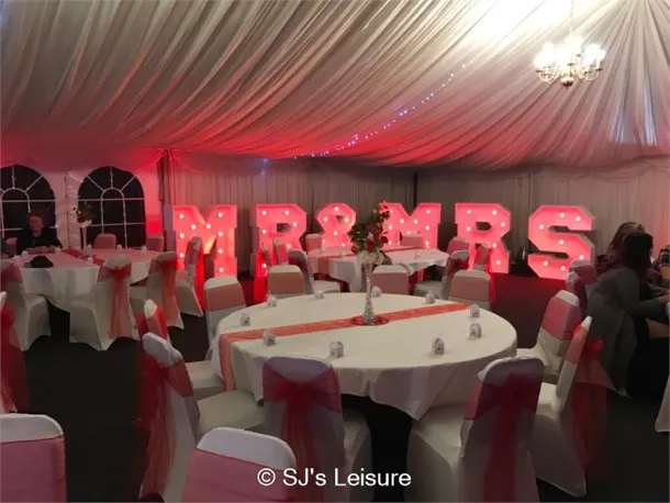 Led Mr & Mrs