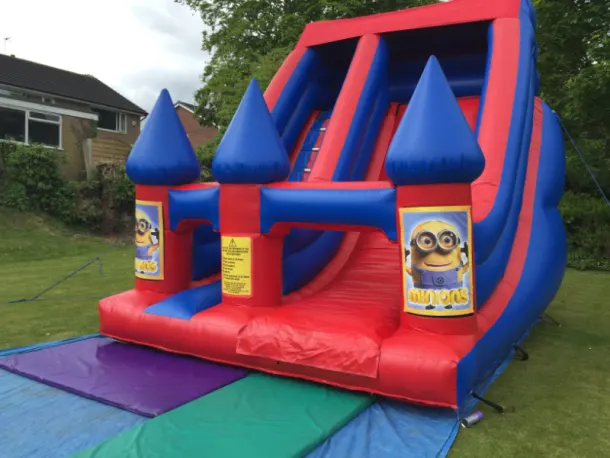 Mega Slide - Minions Theme