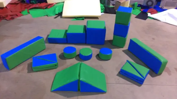 Green And Blue 17 Piece Soft Play Kits