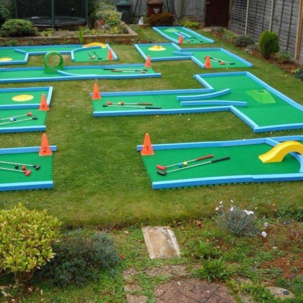 Mini Crazy Golf