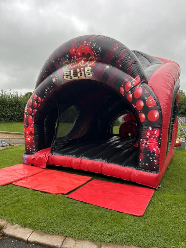 Red And Black 8ft Curved Slide Disco Dome
