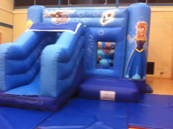 13ft By 20ft Frozen Bouncy Castle Slide Combo