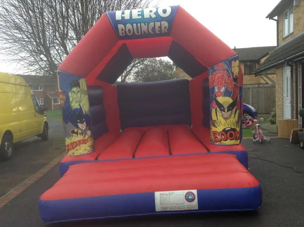 11 X 15ft Hero Bouncer