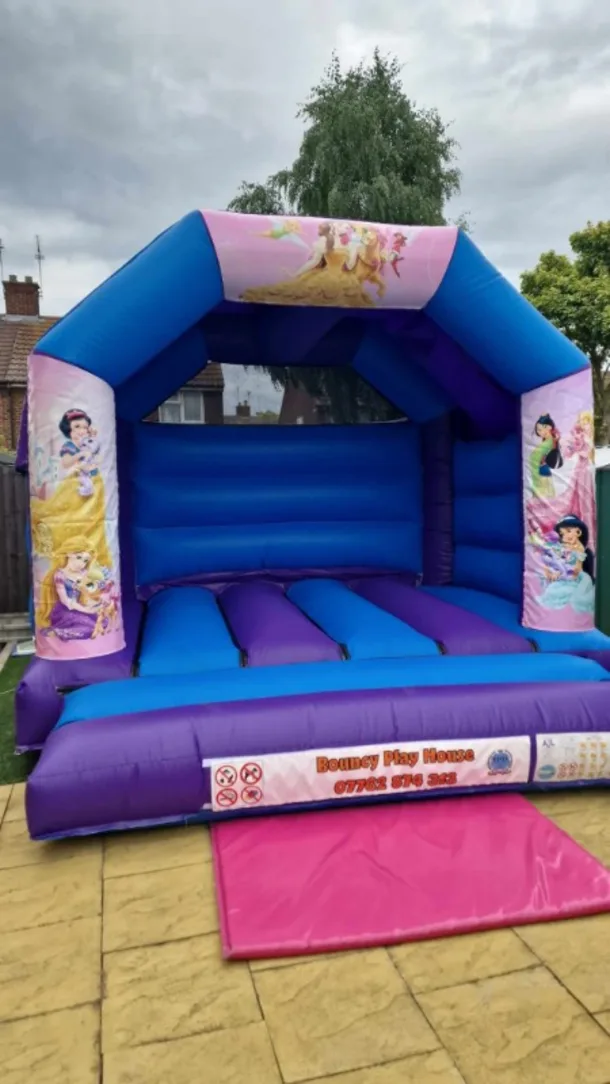 12x12ft Princess Castle