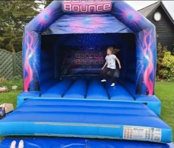 Disco Bounce 12ft X 15ft Castle