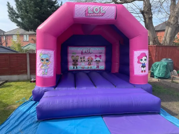 15ft X 12ft Purple And Pink Castle - Lol Theme