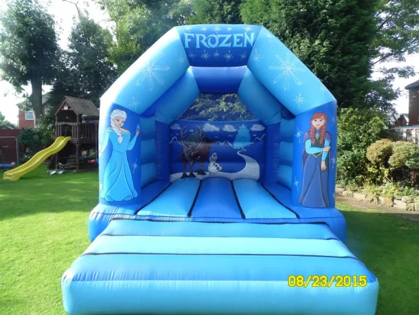 Frozen Bouncy Castle 12 X 14 Feet