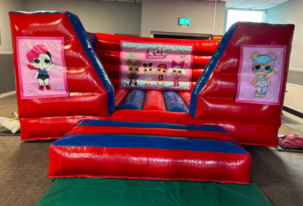 15ft X 12ft Blue And Red Box Indoor Castle - Lol Suprise Theme