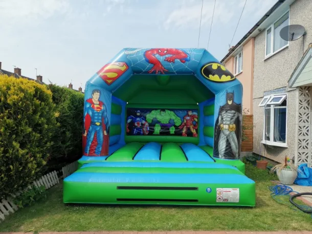 Superhero Bouncy Castle 13x16