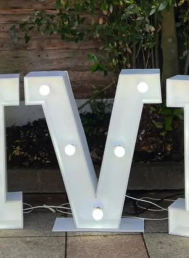 Light Up Letter - V