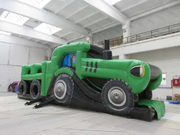 John Deere Style Tractor And Trailer Obstacle Course