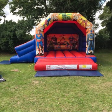 Superheroes 15x17ft Slide Combo Castle