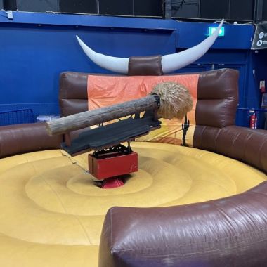Rodeo Broomstick 4 Hours