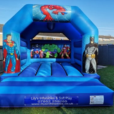 Superhero Deluxe