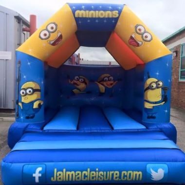 Minions Bouncy Castle 12 X 14 Feet