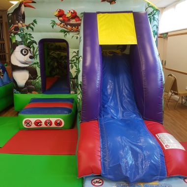 Jungle Bouncy Castle/slide