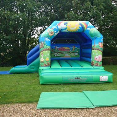 Farmyard Side Slide