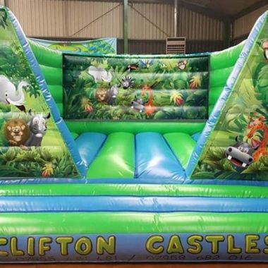 V Jungle Castle