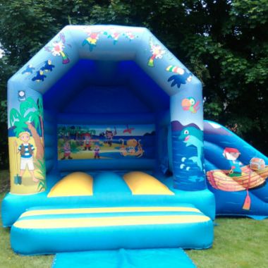 17x19 Pirate Theme Castle/slide Combo
