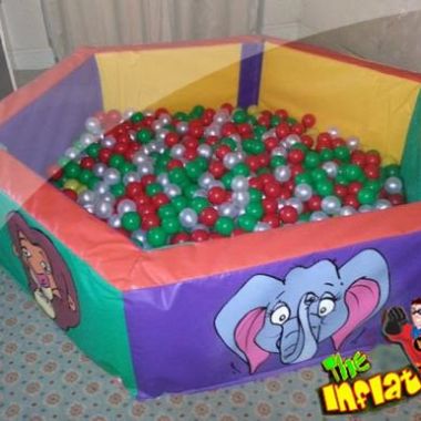 Ball Pond With Balls