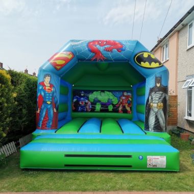 Superhero Bouncy Castle 13x16