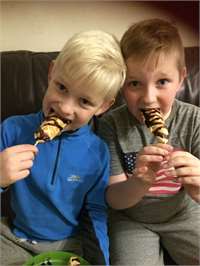 Brand New Hot Waffles, Candy Floss And Fudge Puppies @ Its Funtime