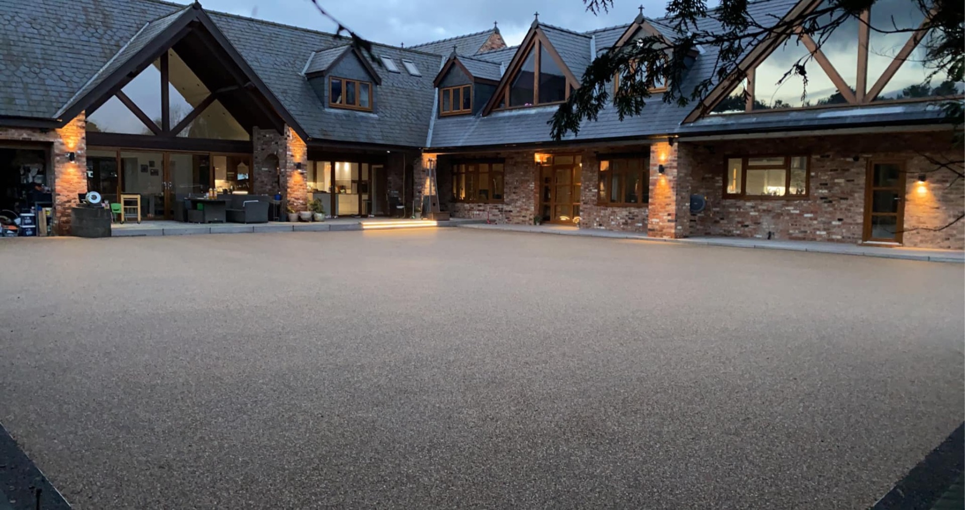 Unlocking Affordable Elegance Bespoke Resin From Doncaster To Transform Essex Driveways