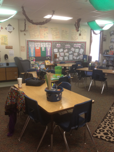 table groups in elementary classroom