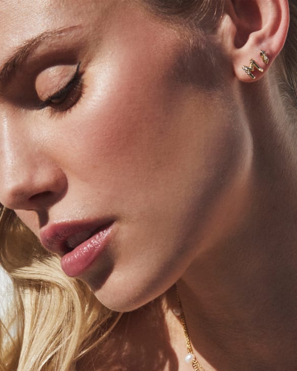 Austin Gold Single Stud Earring in White Crystal
