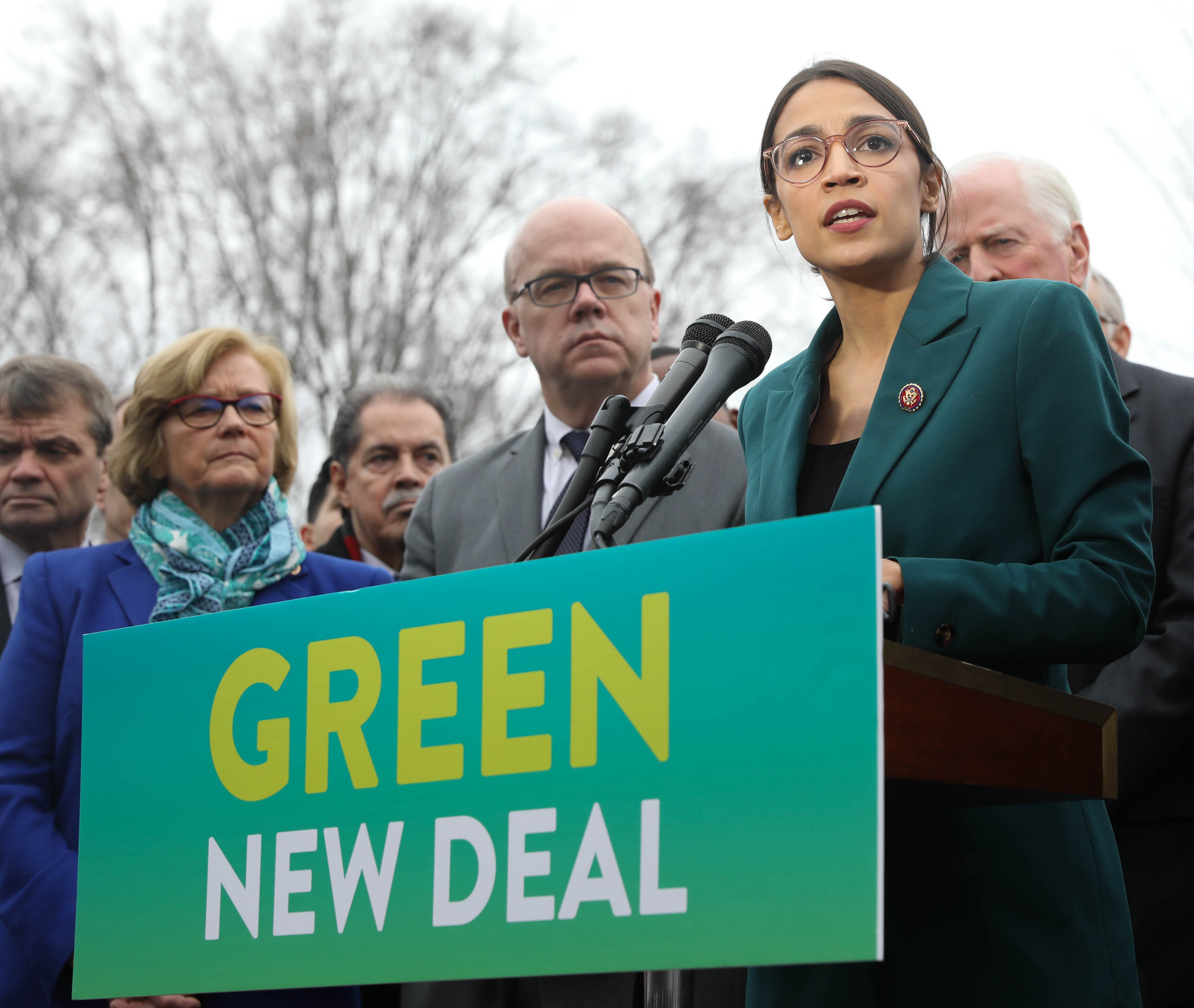 Green New Deal Presser. Courtesy: Senate Democrats/Wikimedia Commons