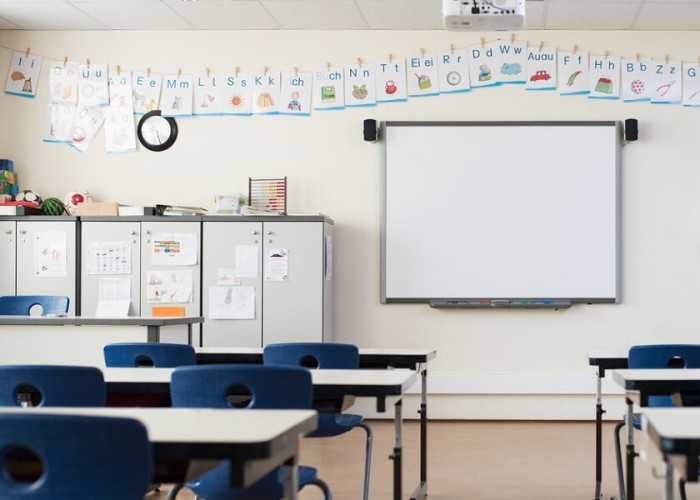 classroom cleaning and disinfection service