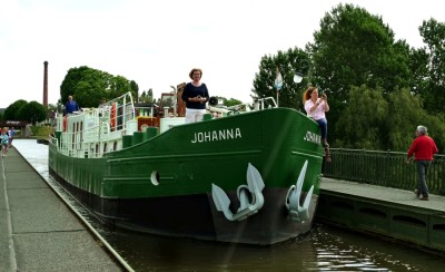 Hotelship Johanna on Pont canal de Briare