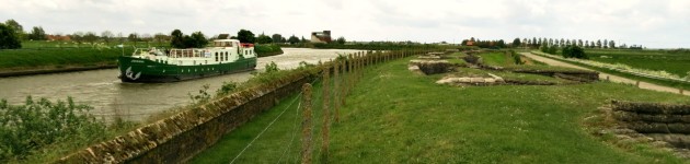 hotelship Johanna on river IJzer passing the Trenches of Death