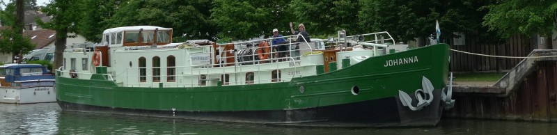 Barge cruise on canal de Briare