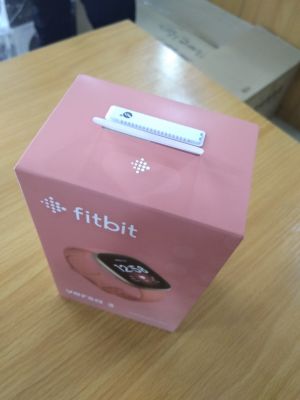 New fitbit varsa 3 smart watch