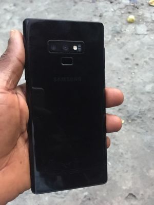 Galaxy note 9  very clean for sale