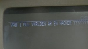 Gammal datorskärm med text.