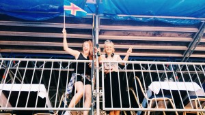 Frillan och Prillan fick en flagga. Frillan och Prillan på Åland.