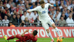 Den engelska landslagsmannen Adam Lallanas debut i Liverpool skjuts upp. Adam Lallana, VM 2014
