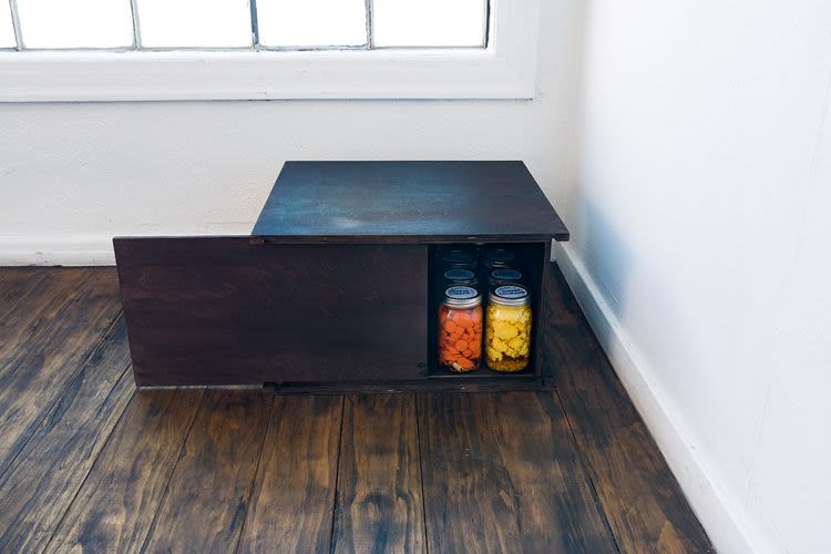 Pantry, detail