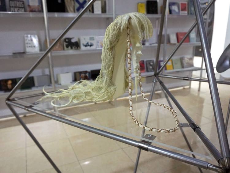 Young Joon Kwak, Wig Heel Purse
