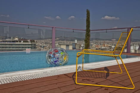 Novus City Hotel