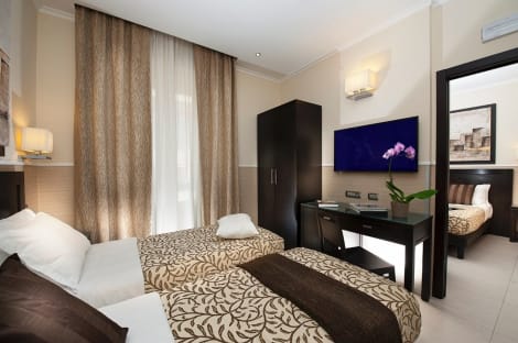 Yes Hotel