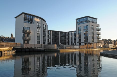 Fountain Court Apartments - EQ2 Hotel