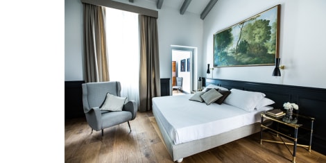 Soprarno Suites Hotel