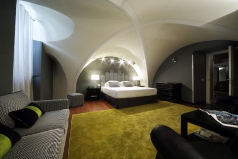 The Telegraph Suites Hotel