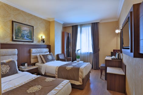 Grand Hilarium Hotel