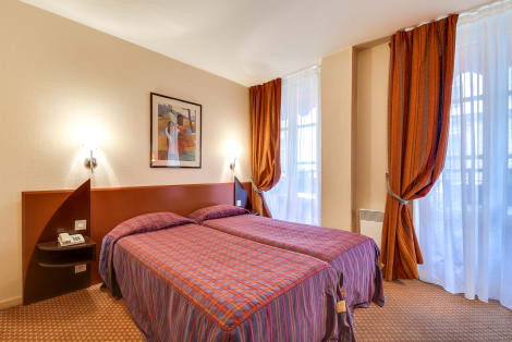 Pavillon Villiers Etoile Hotel
