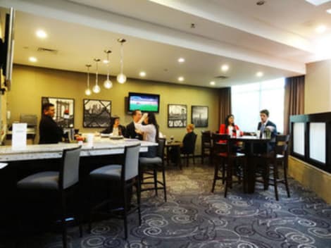 Crowne Plaza DANBURY Hotel