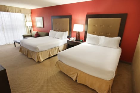 Sawgrass Grand Hotel and Suites Sports Complex Hotel